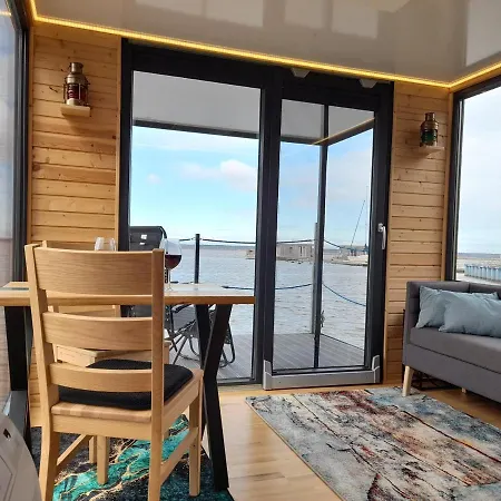 Hotel na wodzie Hausboot Am See