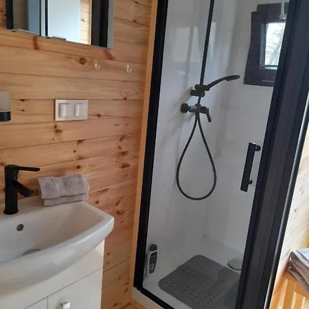 بوتيل Hausboot Am Luckow (Mecklenburg-Vorpommern)